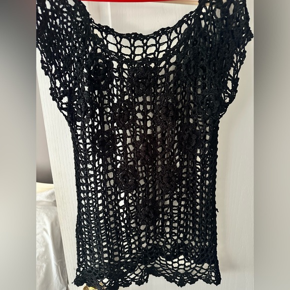 Black cover up - Picture 1 of 2